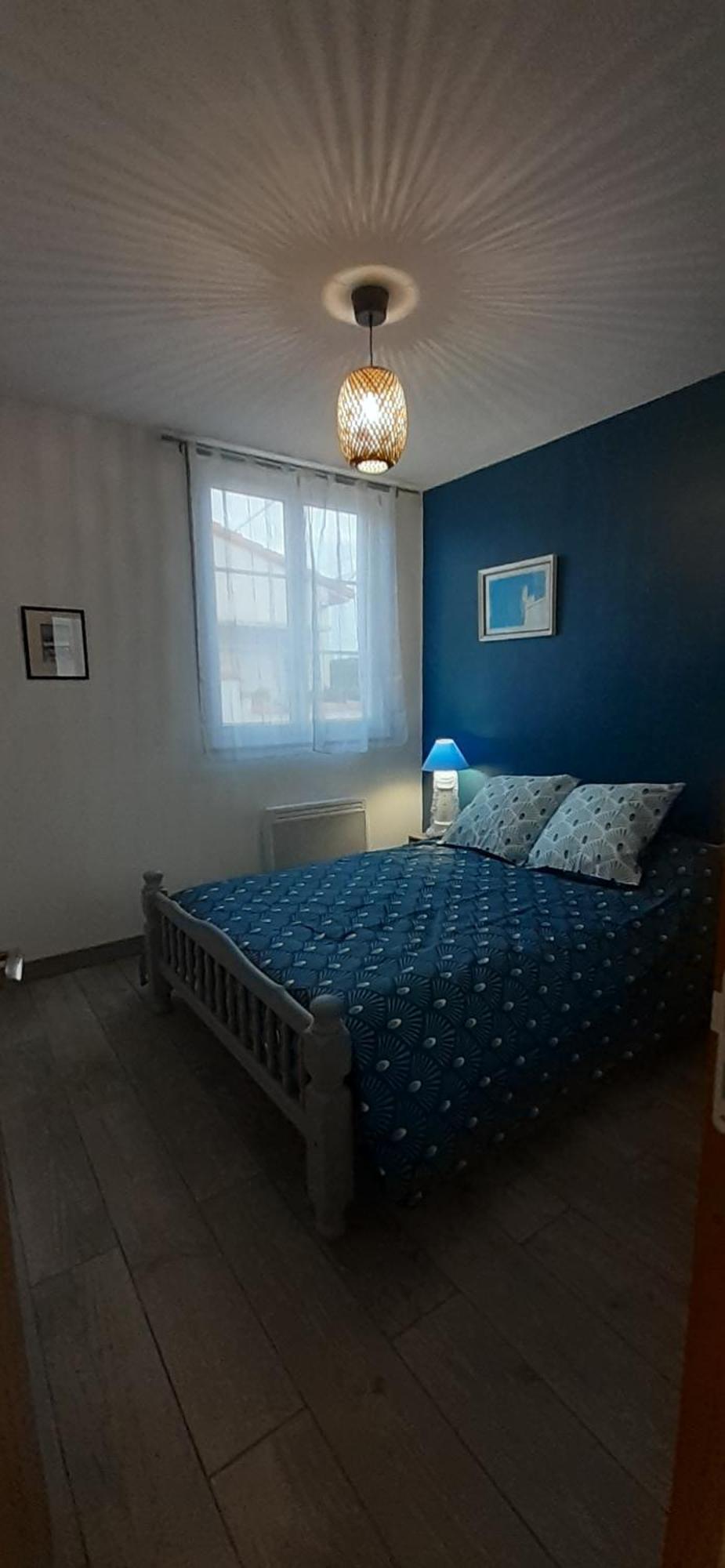 Maison Pour 2 A 4 Personnes Avec Jardin Proche De La Et Des Commerces *