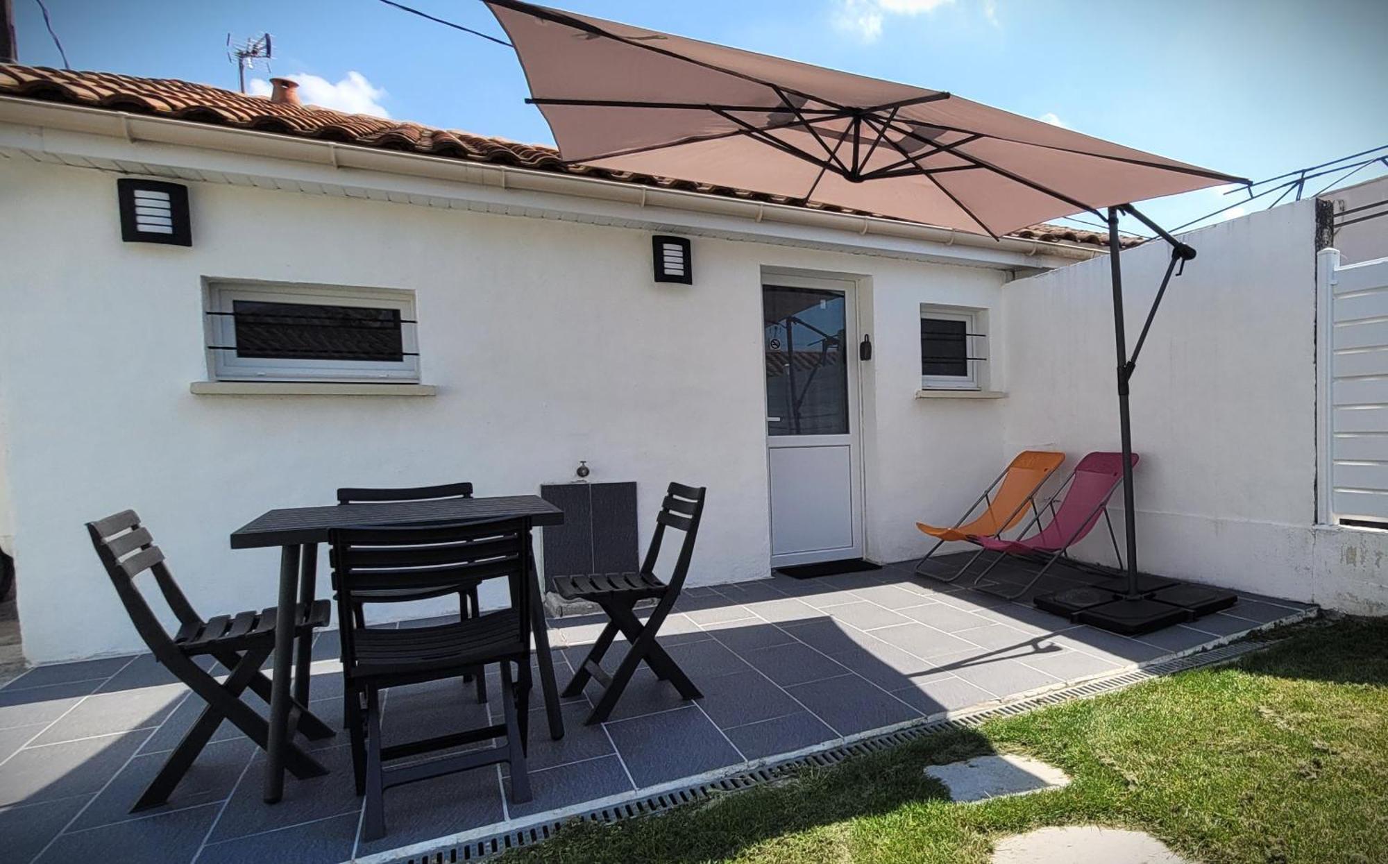 Maison Pour 2 A 4 Personnes Avec Jardin Proche De La Et Des Commerces Ferienhaus